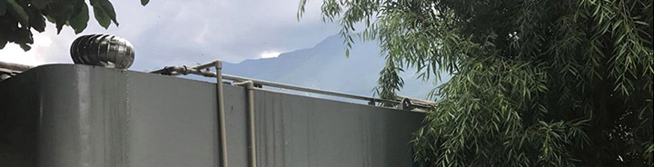 丰满人妻厨房无码69麻豆